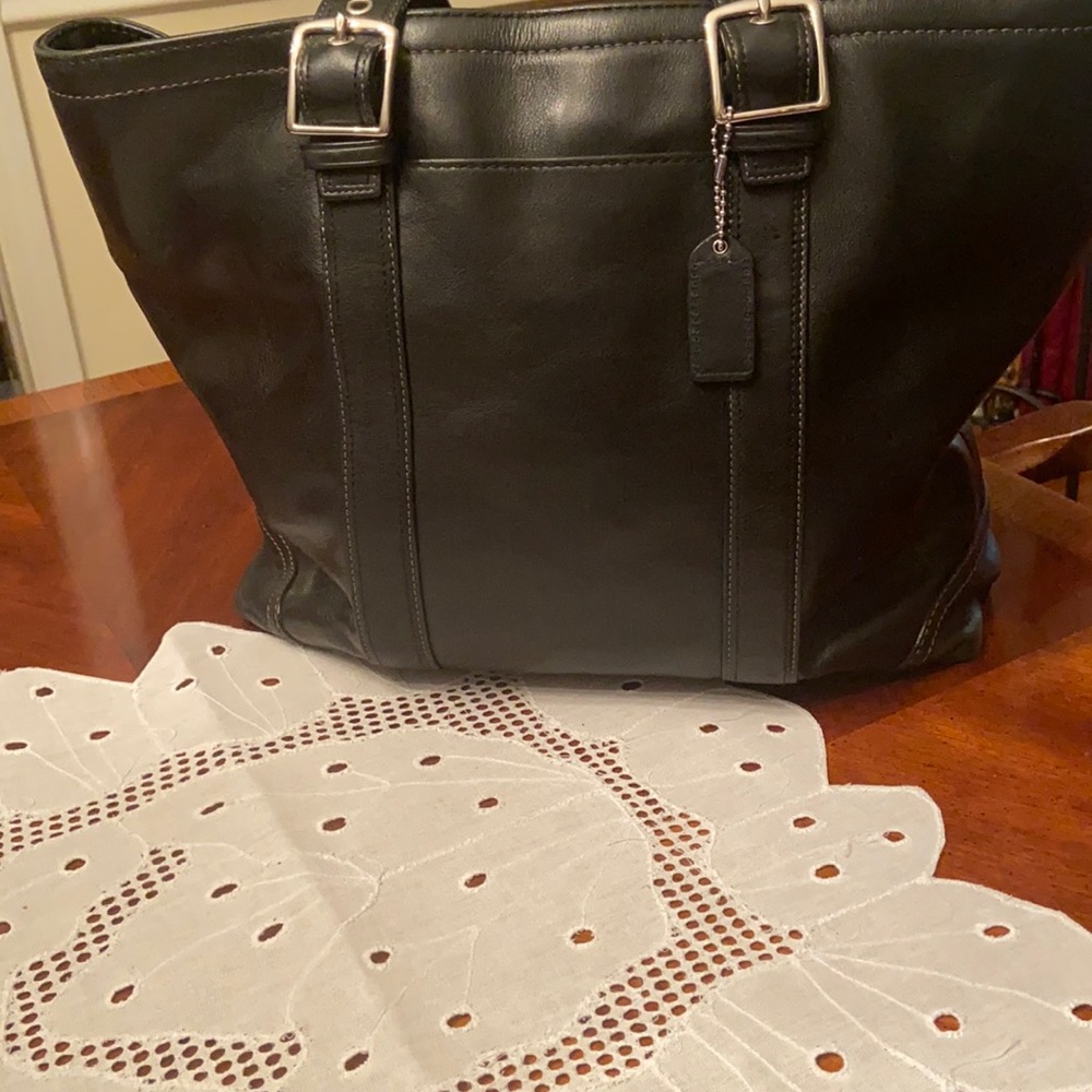 Coach Authentic Large Tote